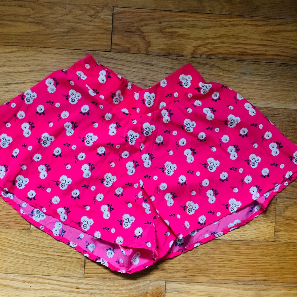 Pink daisy shorts.